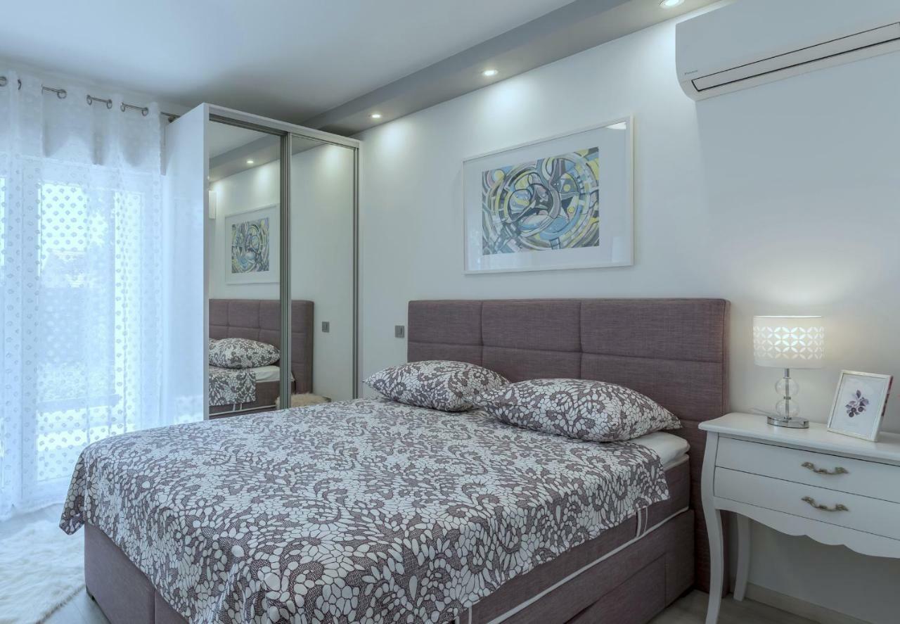 Villa Ema Kastela With Private Heated Pool Exterior photo